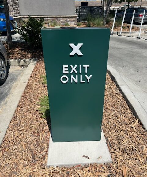 Starbucks Wayfinding sign Sacramento by Pacific West Signs